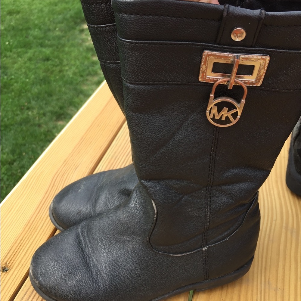 Girls size 11 MK tall boots